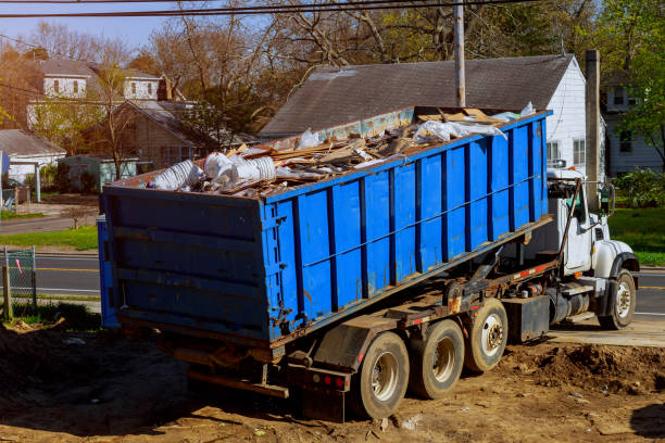 Best Construction Debris Removal  in Warsaw, IL